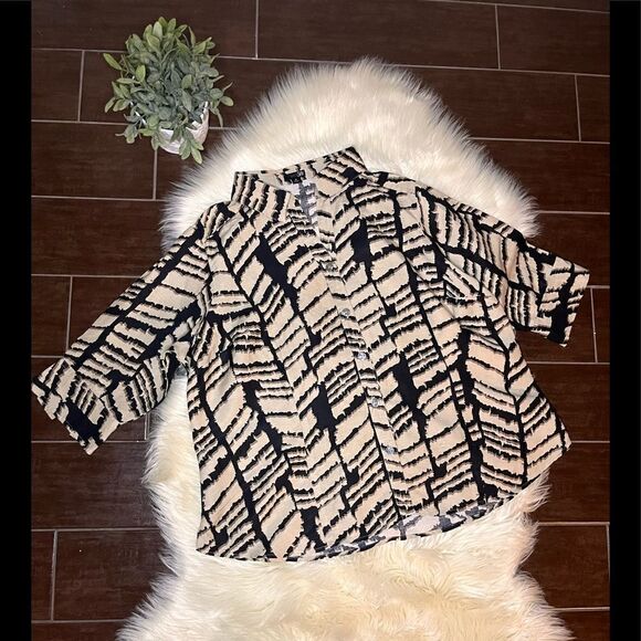 East 5th Women beige/black zebra print linen blend button down sz 2X - Picture 1 of 7